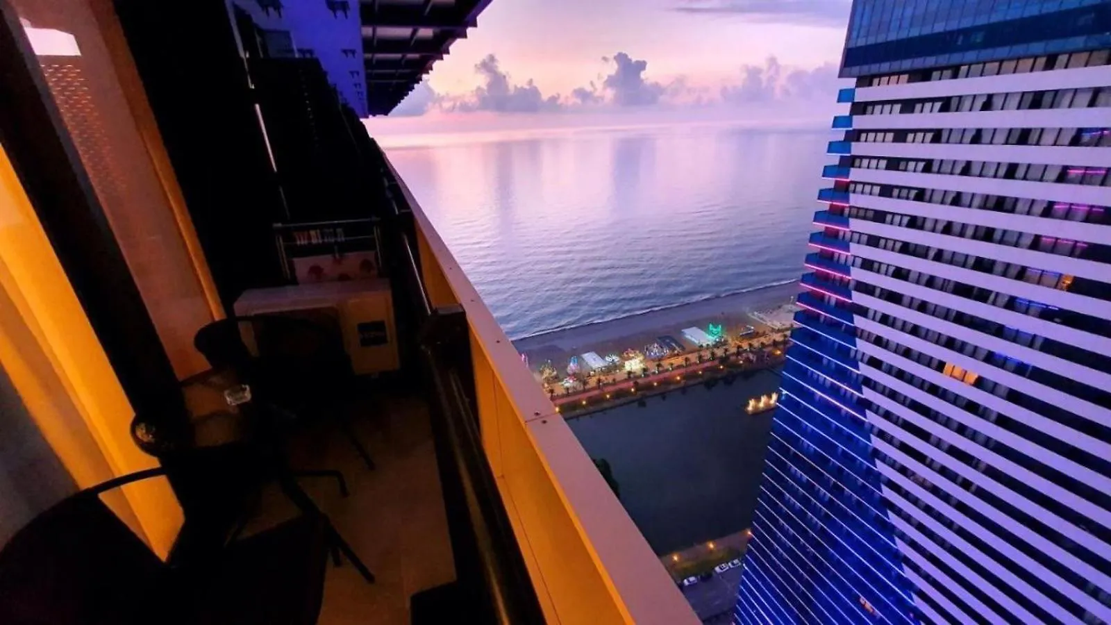 Orbi City Panorama Apartment Batumi